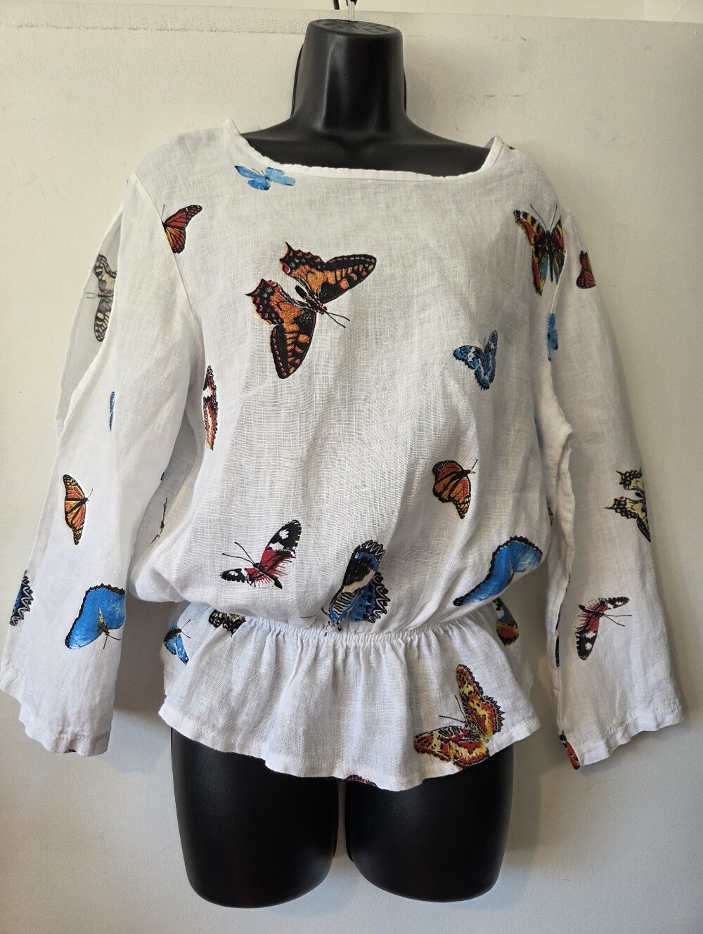 Francesca Bettini Italy Linen White Butterfly Print Peplum Top